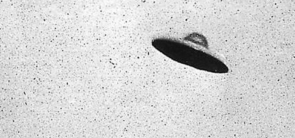 “There's UFOs over New York”